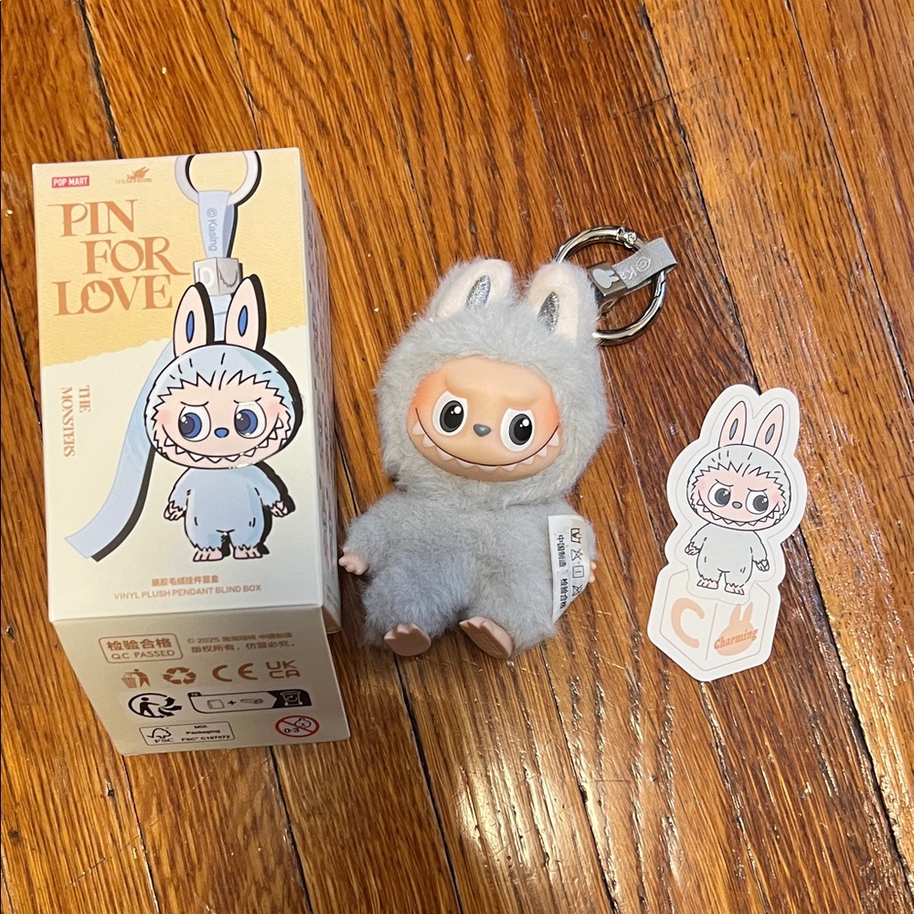 Labubu Pin For Love *C*